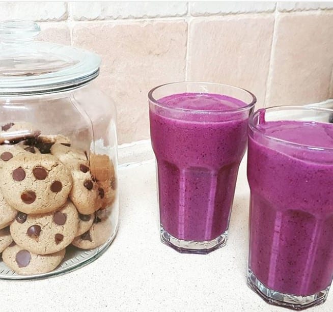 עוגיות שוקולד ציפס טבעוניות ללא גלוטן וללא סוכר (שאפשר לאכול בלי רגשות אשם – WOW) 2 עוגיות שוקולד ציפס ללא גלוטן וללא סוכר