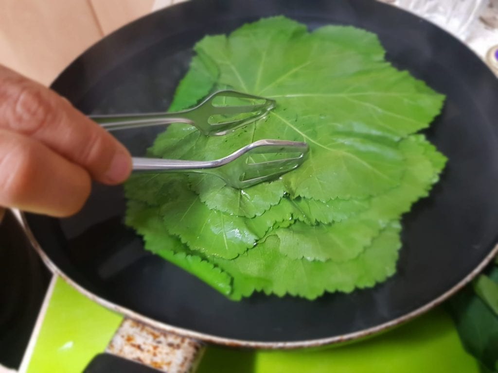 עלי חוביזה בסיר