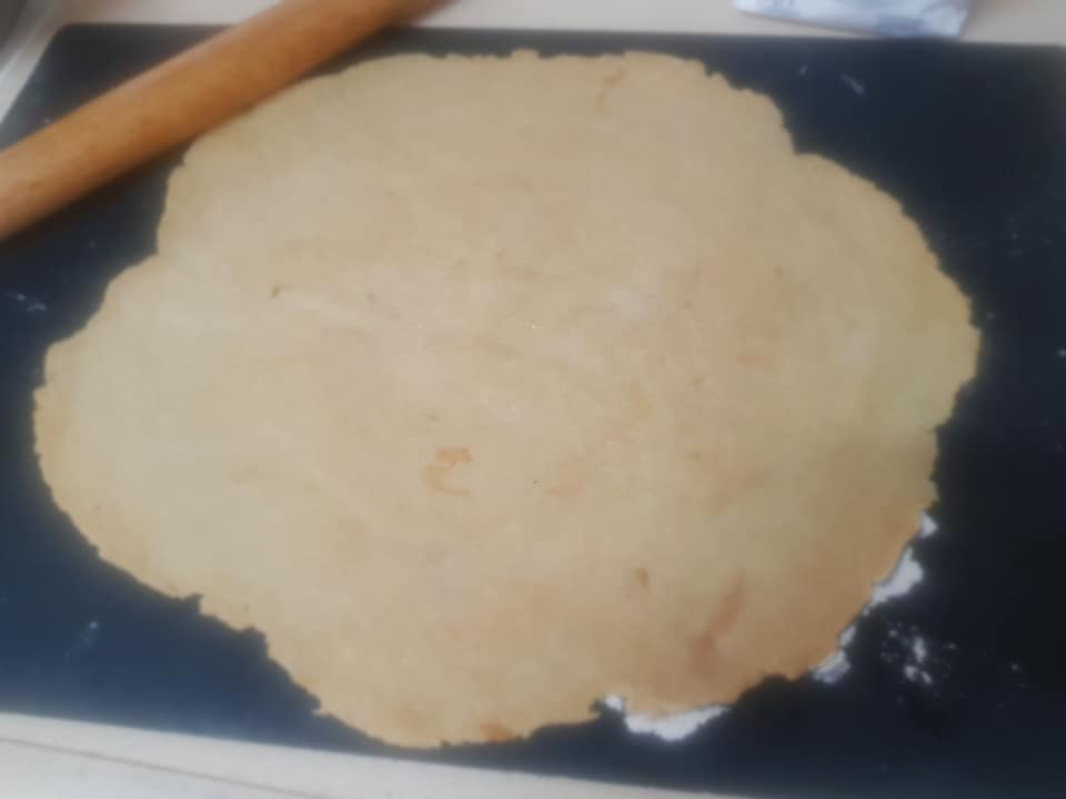 בורקס כוסמין טבעוני במילוי גבינה ותרד